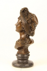 Bronzen Buste genaamd de herfst