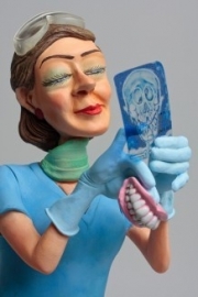 beeldje de vrouwelijke tandarts 