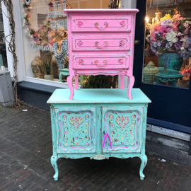 Ibiza cabinet pink