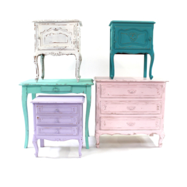 Sidetable turquoise met laden