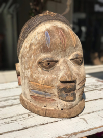Wooden decoration head