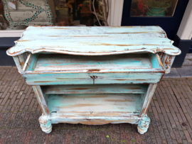 Turquoise brocante kastje