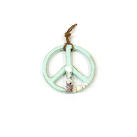 Peace sign with shells