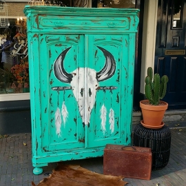 Skull Cabinet turquoise