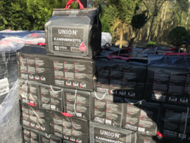 10Kg Bruinkool Briketten (Union, nog een paar)