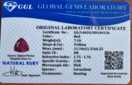 Facetgeslepen Robijn 7,10 ct met GGL certificaat verkocht