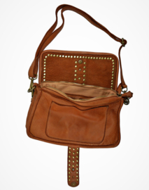 Vintage leren schoudertas / crossbody met decoratieve flap donker olijfgroen