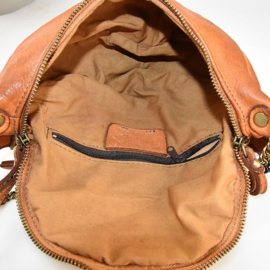 Schoudertasje crossbody met stoere ketting tan