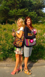 Uitverkocht uit eigen atelier: `The heartwarming bag mini`