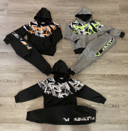 Jogg set  - Multicolour black and white