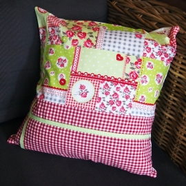 Kussenhoes serie 'Patchwork' groen 1