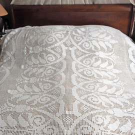 Vintage gehaakte 2-persoons sprei met ornamenten