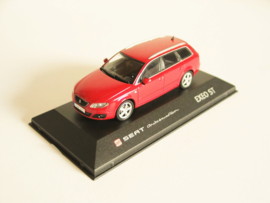 Seat Exeo ST red