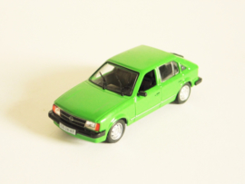 Opel Kadett D groen