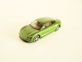 Porsche Taycan groen metallic