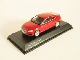 Audi A5 Coupé (Tango Red)