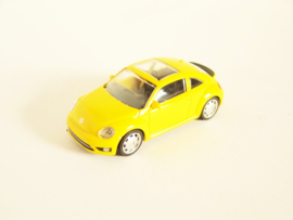 Volkswagen Beetle (2019) yellow