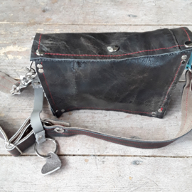 Little Bag | Leren tas van vintage motorjas