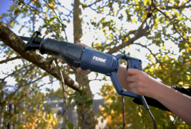 Ferm Reciprozaag 710W - met 2 zaagbladen