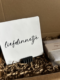 Brievenbuspakketje Liefdinnetje met hartjes