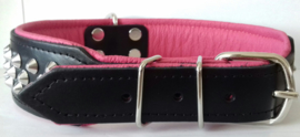 ELEGANCE leren halsband met studs | zwart/roze 78cm