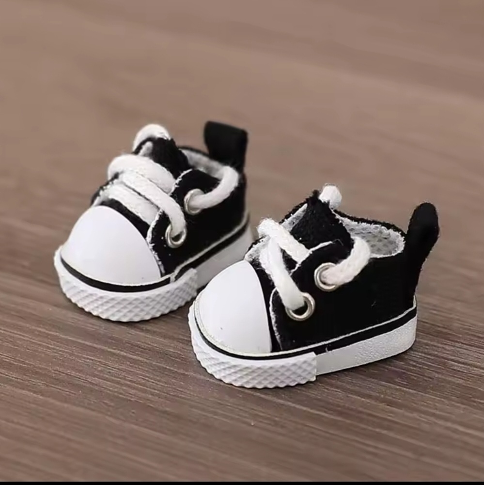Labubu schoenen gympen zwart