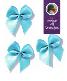 Strikjes licht blauw  3 stuks