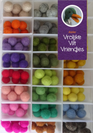 Wol-viltballen in opbergdoos