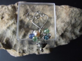 003  Blue-green-clear cristal beads and fresh water pearls E25,-