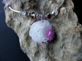183  Necklace with nice Agate stone, Rosequarts  and  Amethyst. 