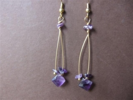 054  Amethyst, gold plated wire E 20,-