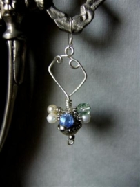 003  Blue-green-clear cristal beads and fresh water pearls E25,-