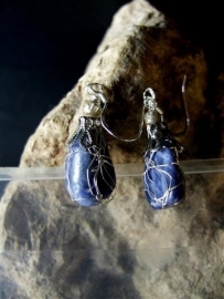 238 Mooi blauw steentje, wirewrap