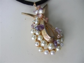 024 Pearls and amethyst 