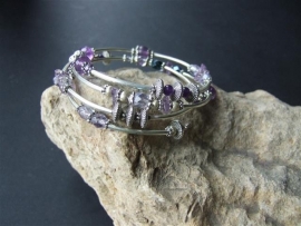 A101  Armband met 3 cirkels en Amethyst