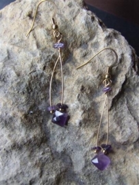 054  Amethyst, gold plated wire E 20,-