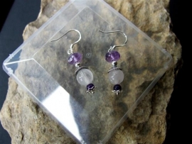 213 Nice  earring with Amethyst stones. E25,-