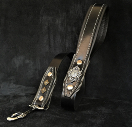The “Aztec” black  lijn 90 x 3 cm