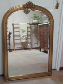 VERKOCHT Oude spiegel in goud lijst - 100 x 65 cm