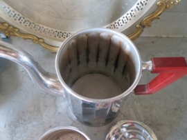 VERKOCHT Oude Franse aluminium koffiepot met filter, gemerkt Tournus France