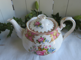 VERKOCHT Theepot Royal Albert Lady Carlyle