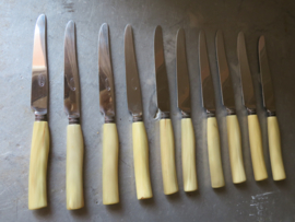 Oude tafelmessen 20 cm met benen heft, Alain Saint-Joanis