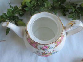 VERKOCHT Theepot Royal Albert Lady Carlyle