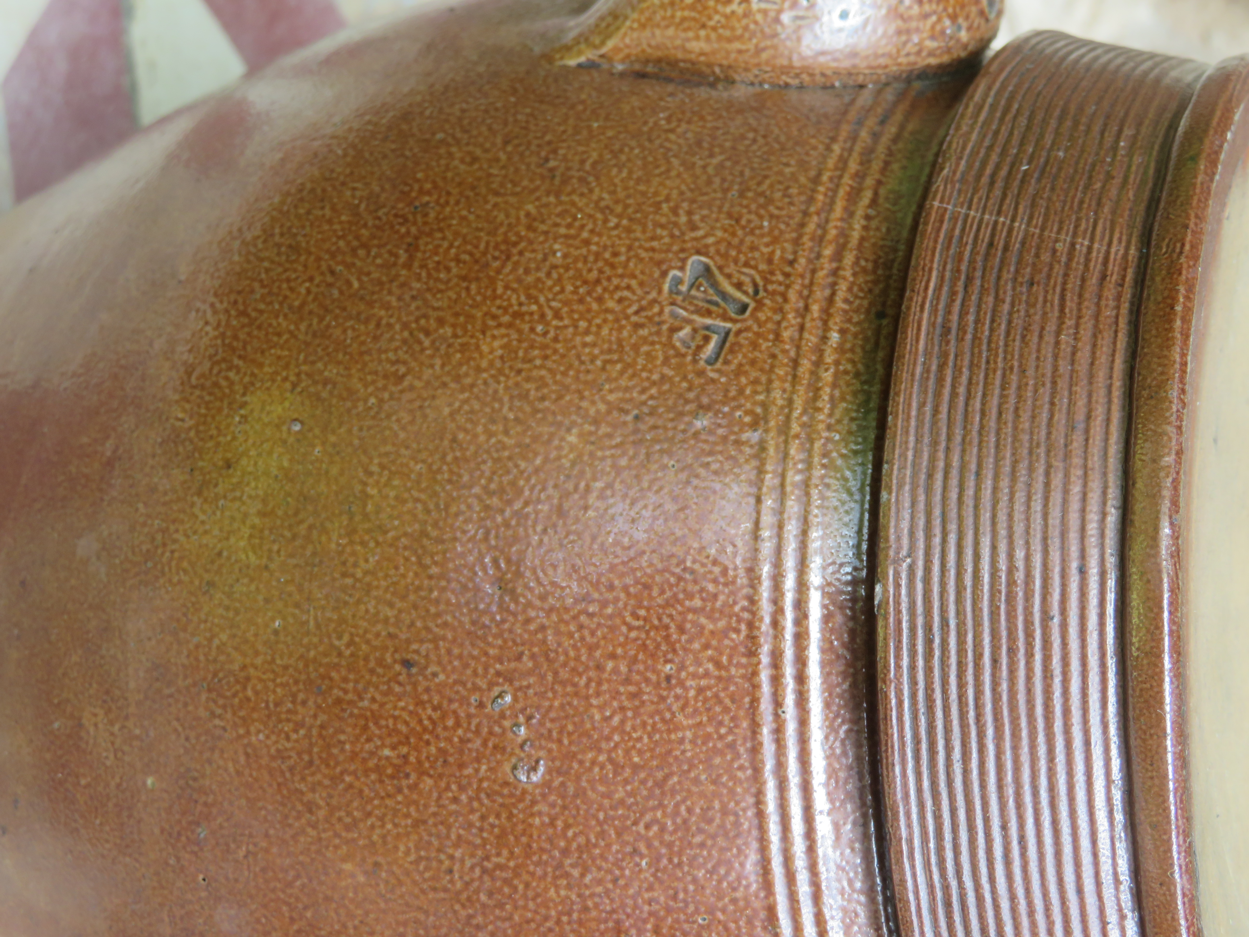 Oude Franse bruine grespot voorraadpot met deksel - 22 cm