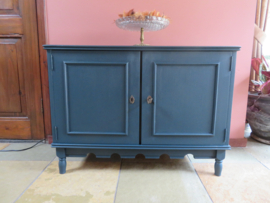 VERKOCHT Oude brocante blauwe kast dressoir