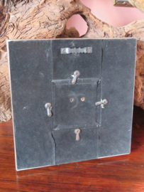 VERKOCHT Brocante houten fotolijst met foto (nr. 2)