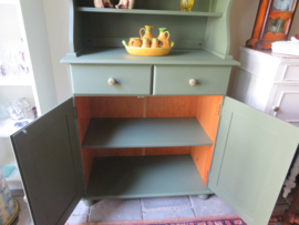 VERKOCHT Groene grenen buffetkast