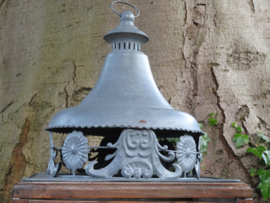 VERKOCHT Grote vintage lantaarn windlicht, 80 cm hoog