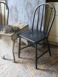 VERKOCHT Vintage zwarte houten eetkamerstoel - Ercol Windsor