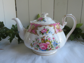 VERKOCHT Theepot Royal Albert Lady Carlyle